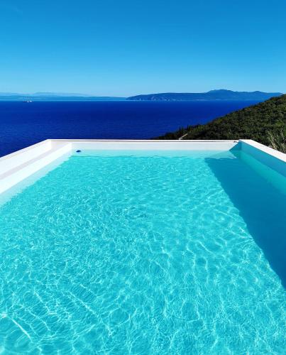 Villa Sea level with BEAUTIFUL VIEW, Medveja