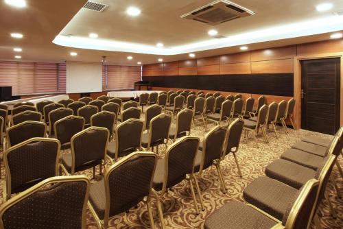 Konferenční prostory v ubytování Balturk Hotel Sakarya