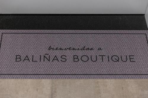 Sijil, anugerah, tanda atau dokumen lain yang dipamerkan di Baliñas Boutique