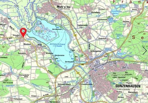 a map with a red marker on it at Moderne 3 Zimmer Wohnung Panorama mit großem Balkon für 4Personen inklusive Wifi und Parkplatz in Gunzenhausen