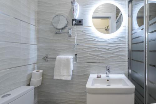 Hostal Sun Gate photo 38