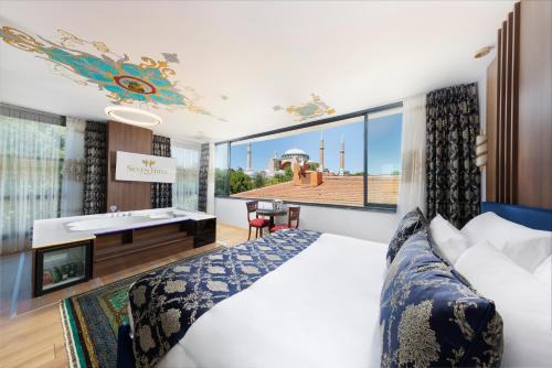 Royal Suite with Hagia Sophia View