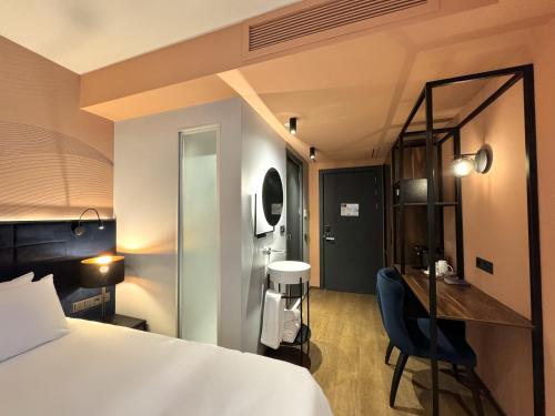 Postel nebo postele na pokoji v ubytování Design Hotel & Private Spa - Tbilisi Edition