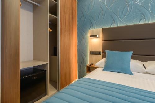 Hostal Sun Gate photo 27