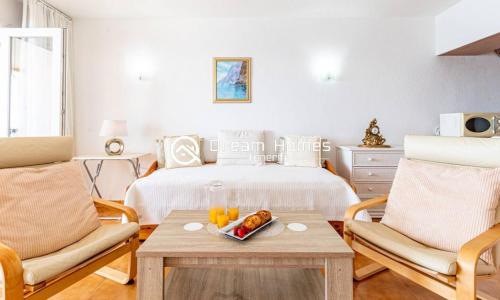 Posedenie v ubytovaní Oceanfront Neptuno Apt By Dream Homes Tenerife
