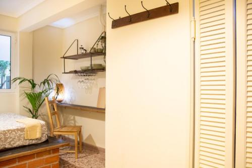 Easy Stay flat in the most Vibrant neigborhood of Athens!