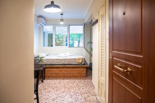 Easy Stay flat in the most Vibrant neigborhood of Athens!
