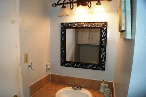 Ένα μπάνιο στο VDM 408 Studio next to beach access Pool