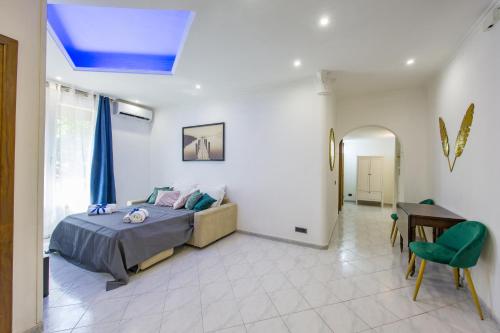 Apartment Metro San Paolo -Air Conditioning-WIFI-TV55"- 9 minutes from the Colosseo