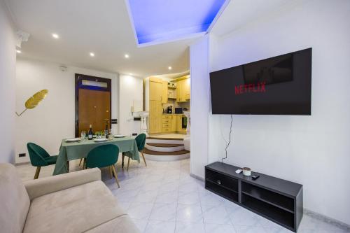 Apartment Metro San Paolo -Air Conditioning-WIFI-TV55"- 9 minutes from the Colosseo