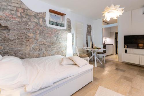 Konzul Apartment