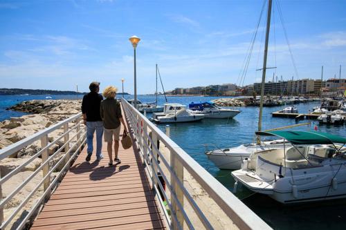 CANNES - STUDIO proximité Mer et commerces