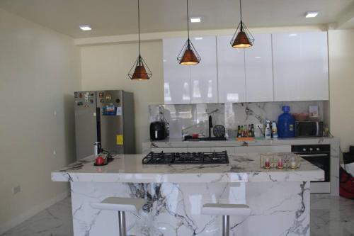 a 2 cuadras de la playa y el mar