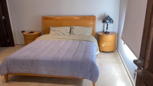 Postel nebo postele na pokoji v ubytování Shmees