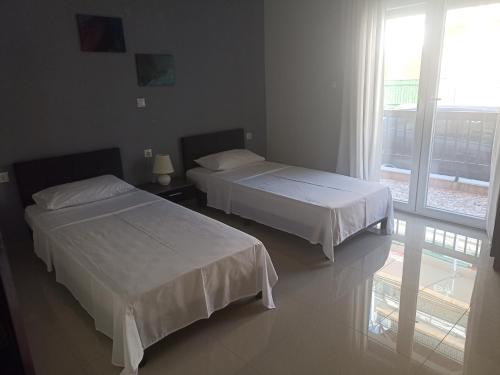 Gallery image of Dimitros Apartment in Neos Marmaras