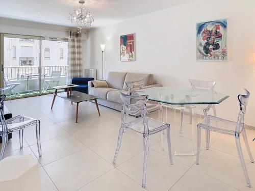Beau 2 pièces proche Croisette avec air conditionné 211