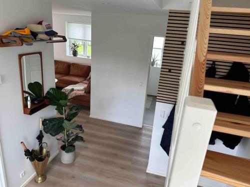 Ένα ή περισσότερα κρεβάτια σε δωμάτιο στο Helt nyt hus i idyllisk landsby