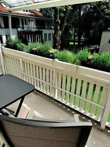Garden Apartments photo 7