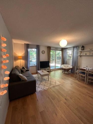 L'Émile Lécrivain parking facile