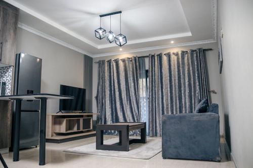 Televisyen dan/atau pusat hiburan di Mountain Top Luxury Villas