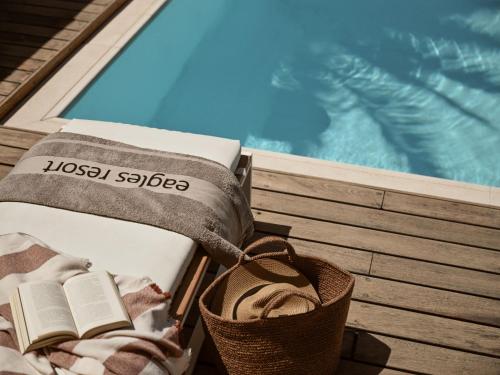 Eagles Palace - Small Luxury Hotels of the Worldの敷地内または近くにあるプール