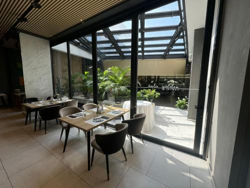 Restoran atau tempat lain untuk makan di Hotel Aurora