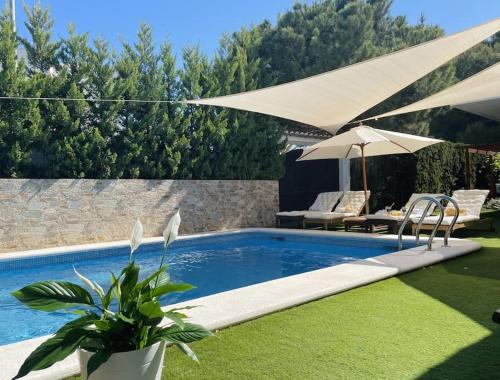 La Heredad - Villa en La Zenia