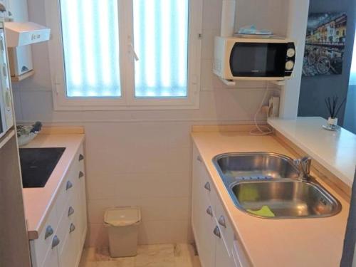 1 Bedroom apartment near the beach