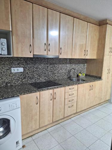 APARTAMENTOS SIMO B/G/D