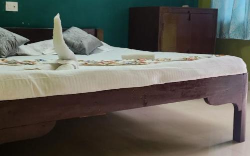 Postel nebo postele na pokoji v ubytování Rain Forest Stay by StayApart