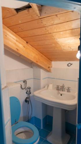 Bilik mandi di B&b Sotto l'arco