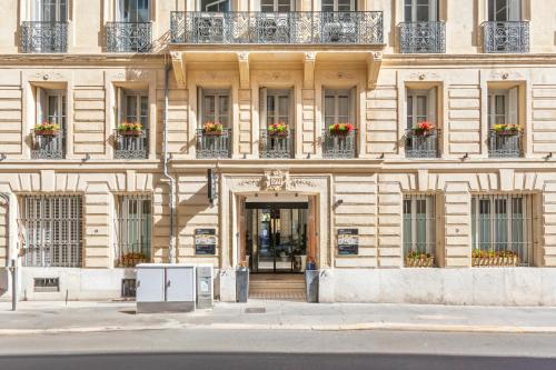 ADIRA Marseille Montgrand 2 étoiles