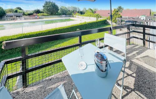 Balkón nebo terasa v ubytování Stunning Apartment In Bredene With Wifi