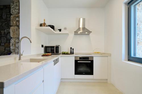 Η κουζίνα ή μικρή κουζίνα στο Villa Agate