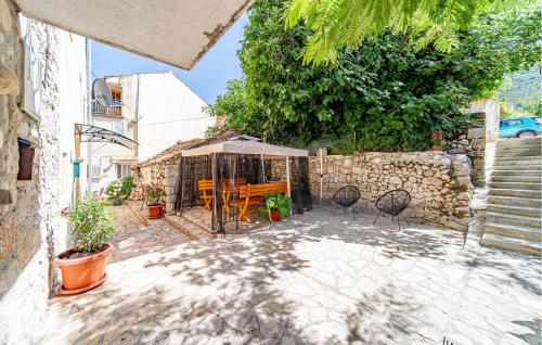 2 Bedroom Gorgeous Home In Hodilje