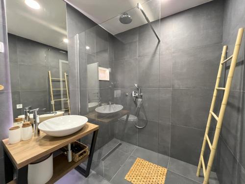 Sea Floor - Beachside Studio in Lapad