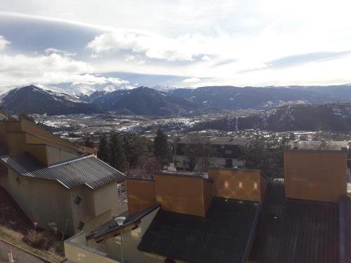 Imagem da galeria de Joli studio pour vacances à la montagne em Font Romeu Odeillo Via