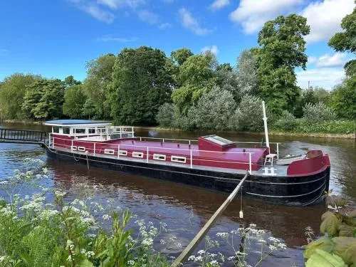 Unique Houseboat Experience I Central City Break photo 1