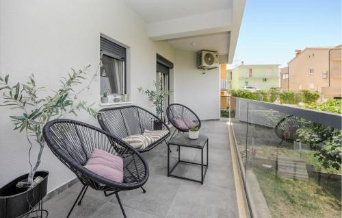 Beautiful Apartment In Split With Wifi