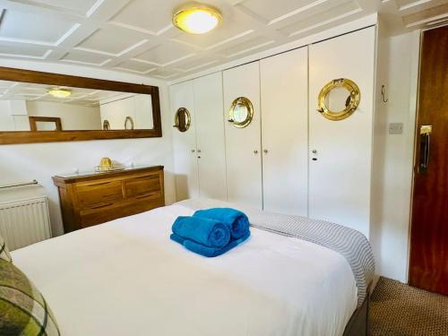 Unique Houseboat Experience I Central City Break photo 20
