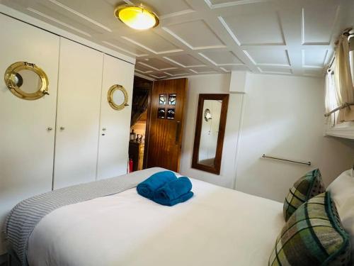 Unique Houseboat Experience I Central City Break photo 19