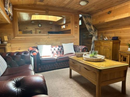 Unique Houseboat Experience I Central City Break photo 5
