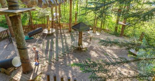 Ein Garten an der Unterkunft Le Nid de Pajonnière en chartreuse