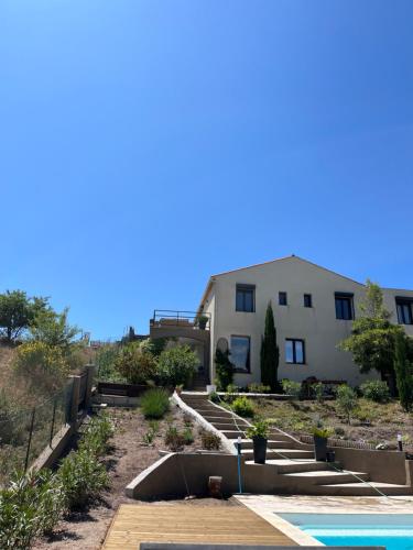Magnifique appartement petit havre de paix Frejus