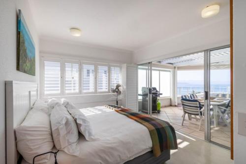 Ένα ή περισσότερα κρεβάτια σε δωμάτιο στο 7 Sun Centre