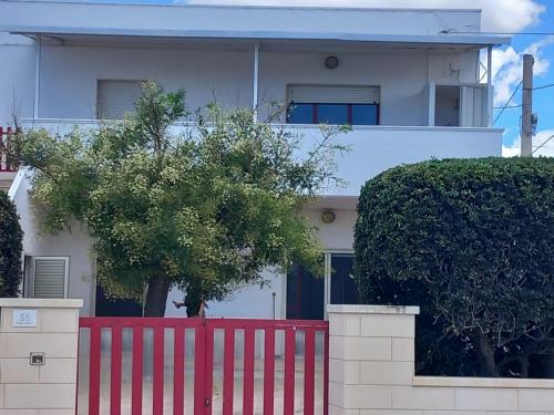 Foto dalla galleria di La terrazza sul mare a Torre Vado