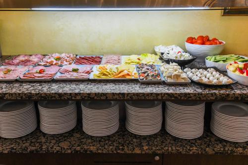 Φαγητό σε αυτό το ξενοδοχείο ή κάπου εκεί κοντά