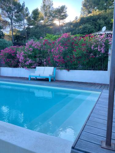 Photo de la galerie de l'établissement Le Mas des Roses, à Saint-Saturnin-lès-Apt