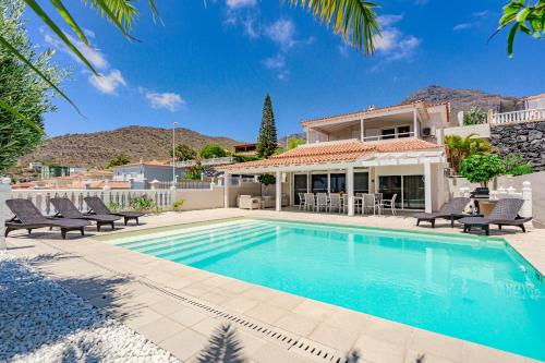 Villa Sabina - 6 bedroom house