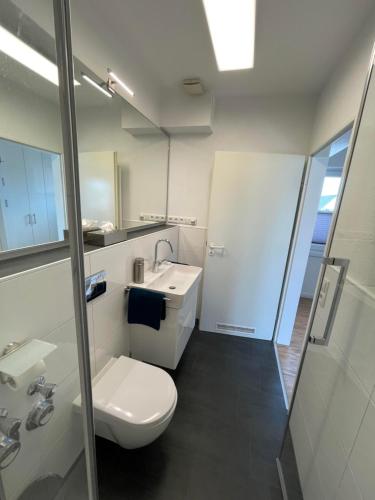 Ένα μπάνιο στο Ostseesuite Heikendorf